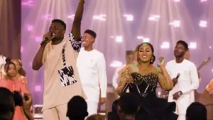 Bella Kombo ft Eliya Mtishibi – Muulize Baba